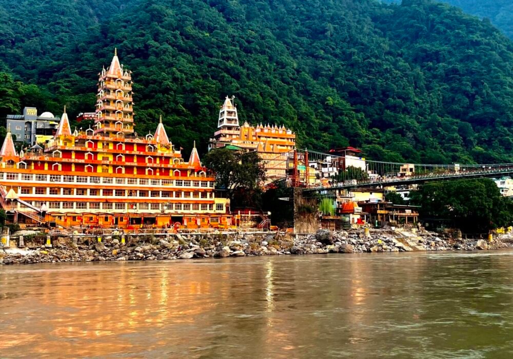 Rishikesh Vinyasa Yogashram-3